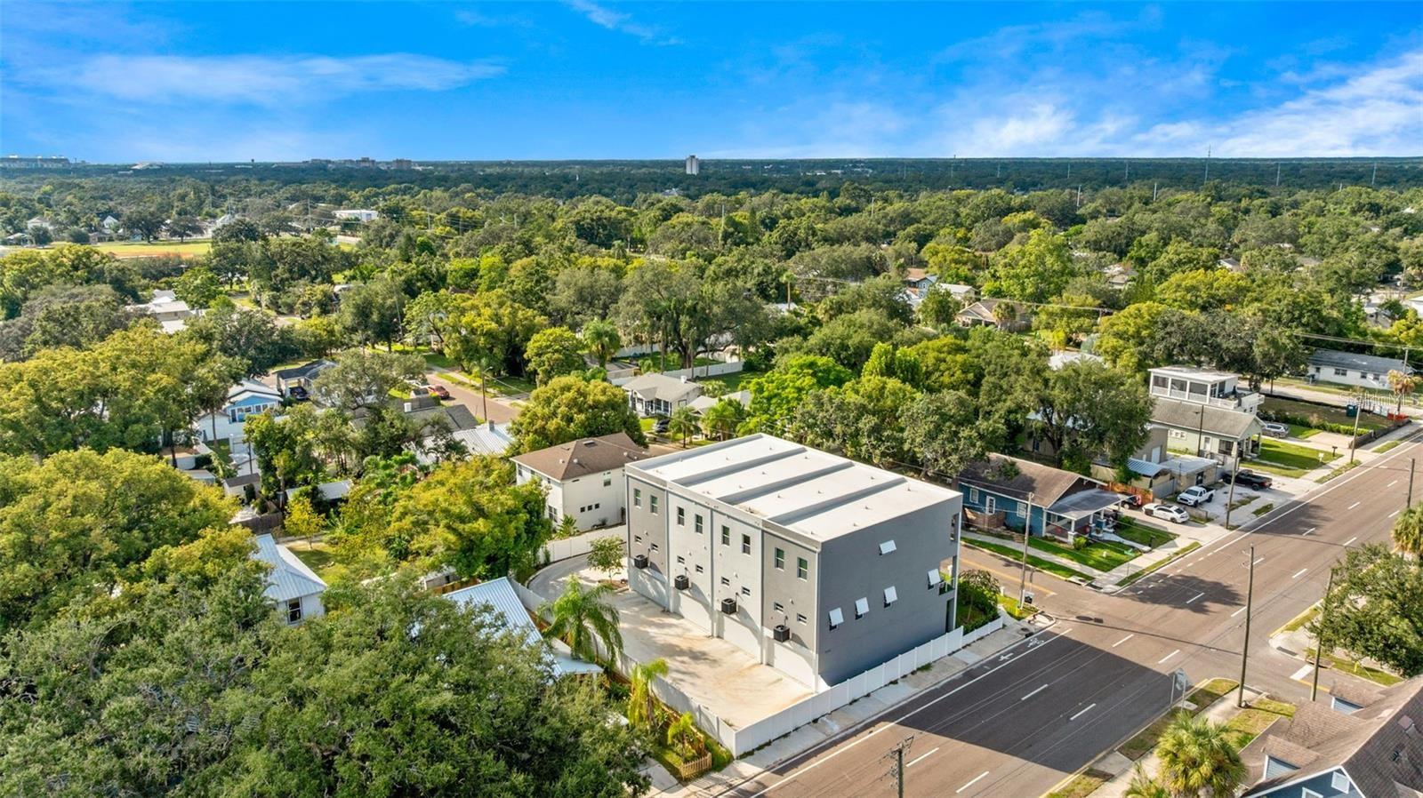 D6E | ADALEE STREET TOWNHOMES - Residential