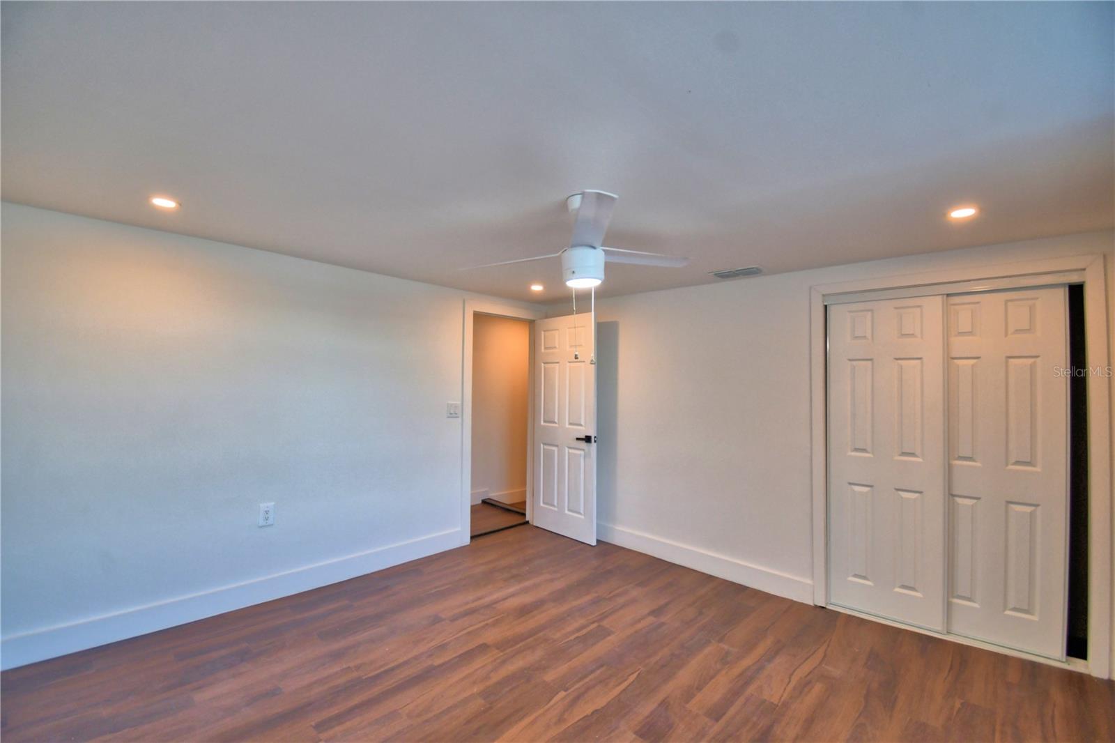 EAST VIEW PKWY - Residential