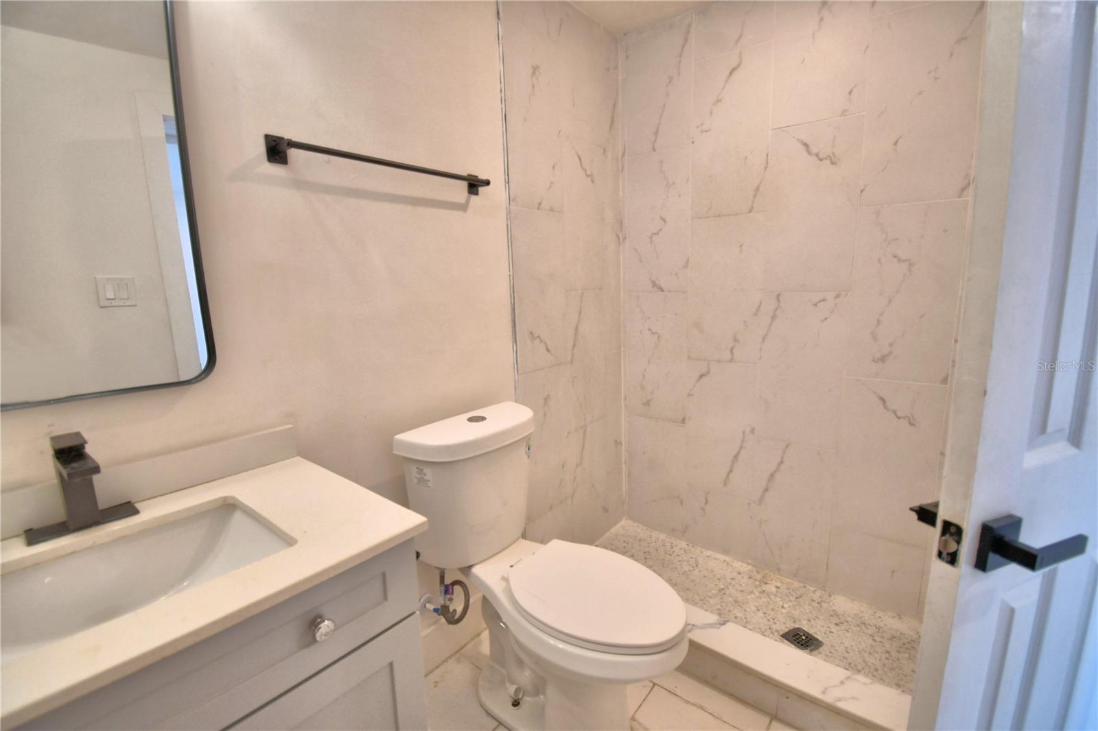 EAST VIEW PKWY - Residential