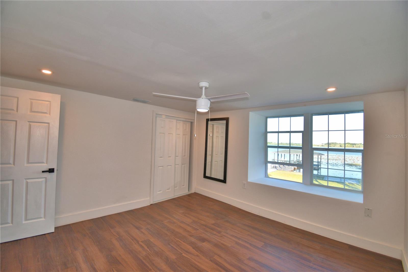 EAST VIEW PKWY - Residential