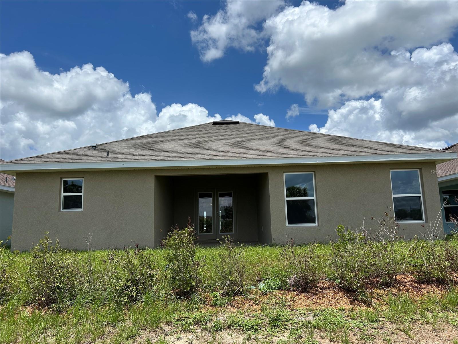 2648 AVERLAND LOOP