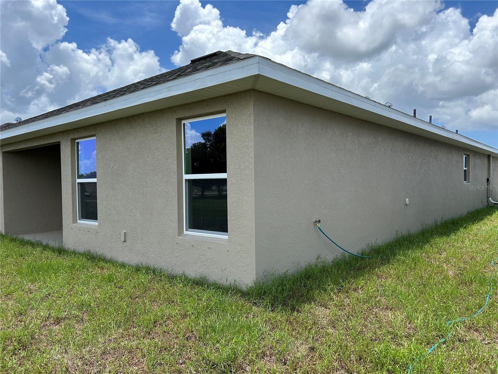 2648 AVERLAND LOOP