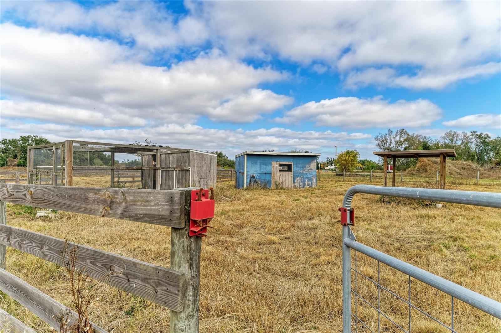 ACREAGE - Residential