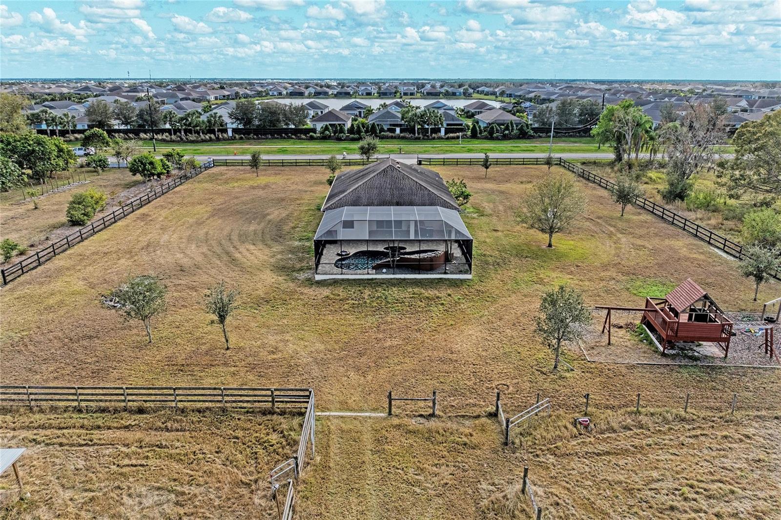 ACREAGE - Residential