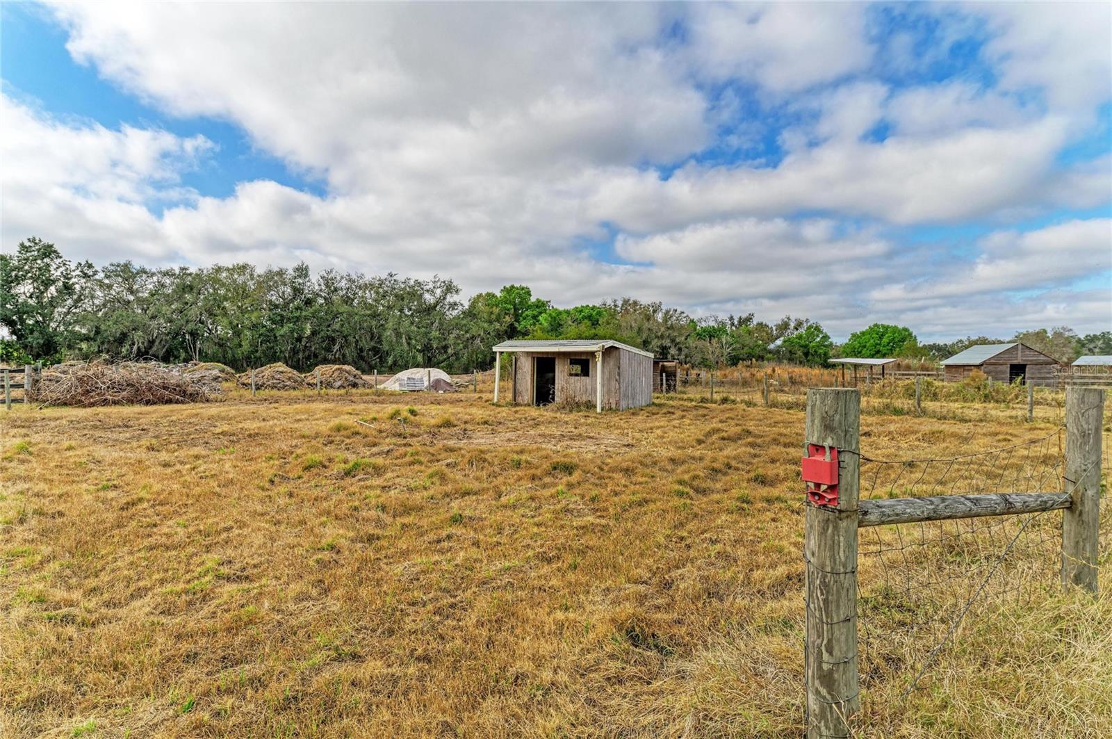 ACREAGE - Residential