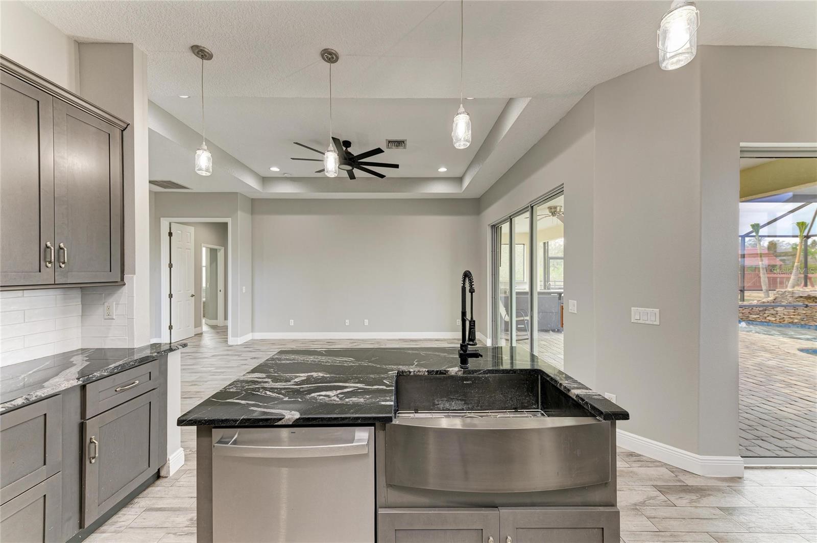 ACREAGE - Residential