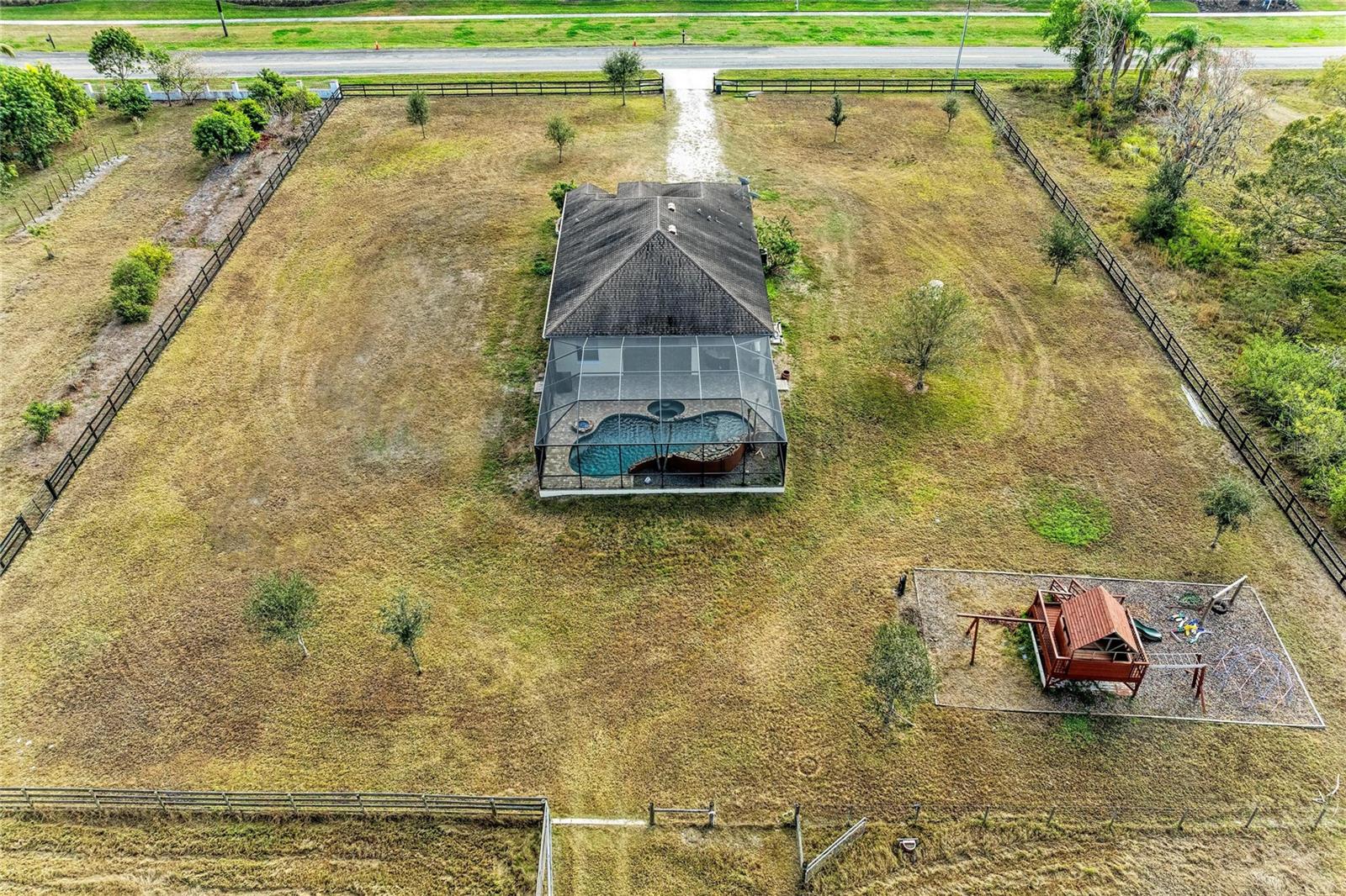 ACREAGE - Residential