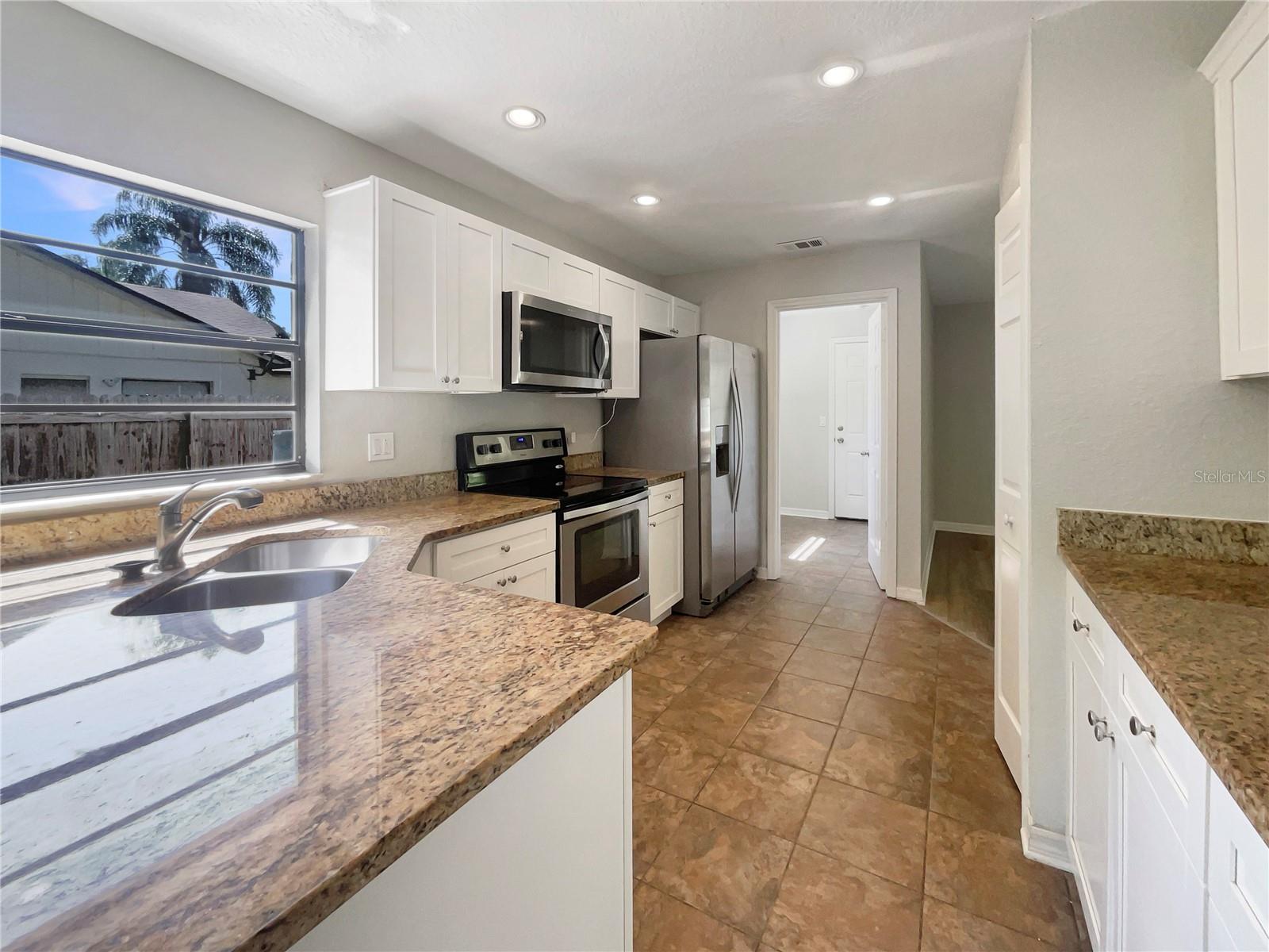 5559 LIGHTHOUSE ROAD