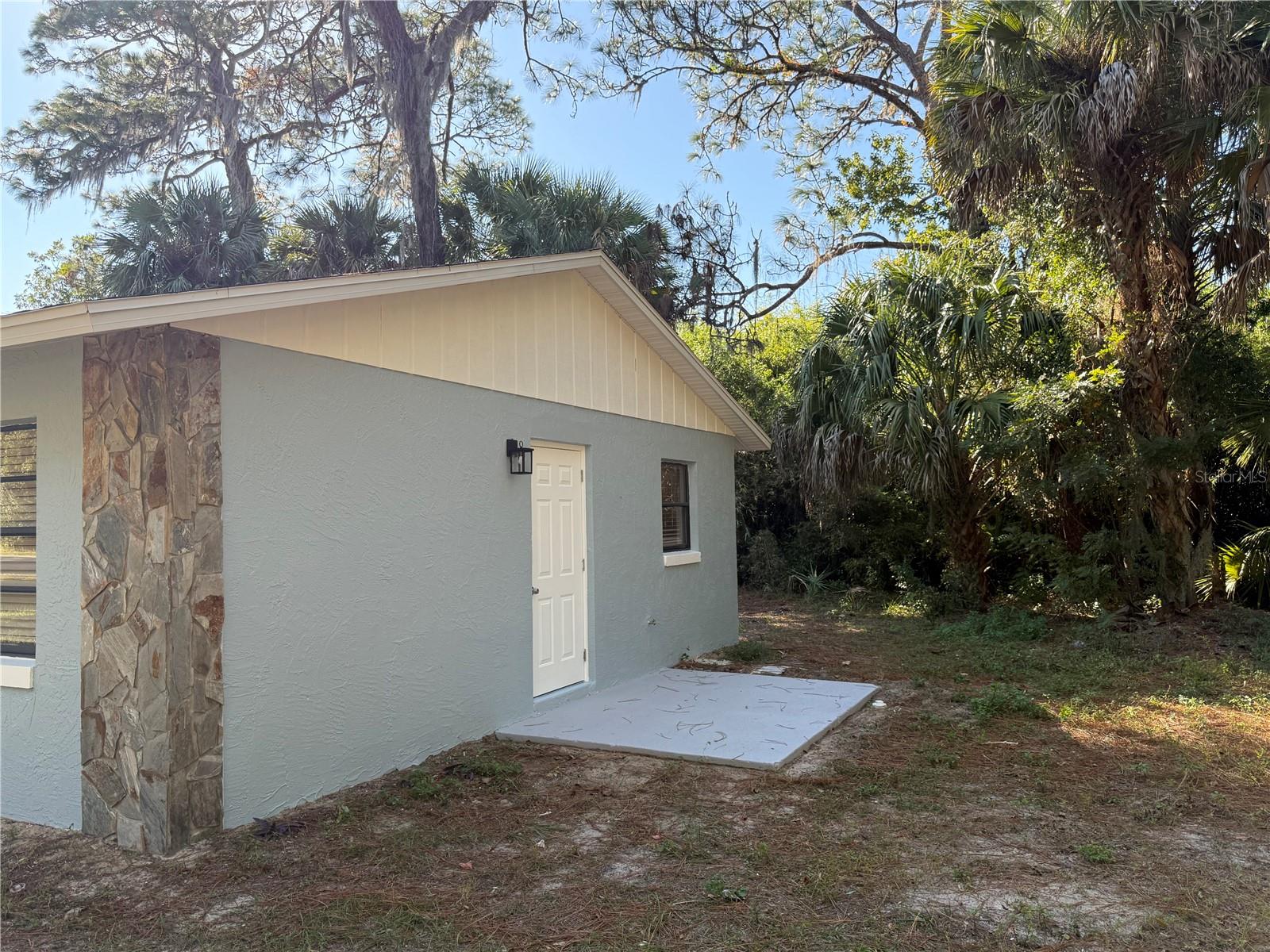 HOURGLASS LAKE REP - Residential