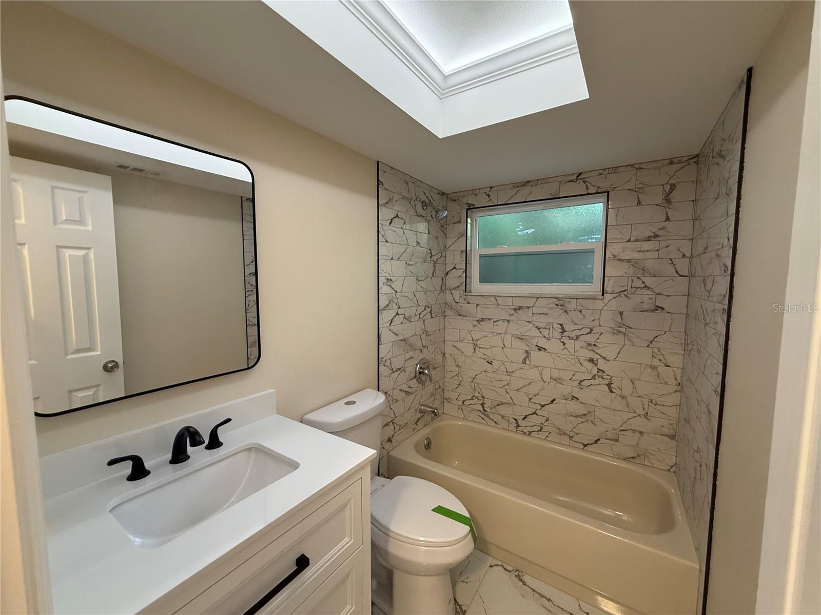 HOURGLASS LAKE REP - Residential