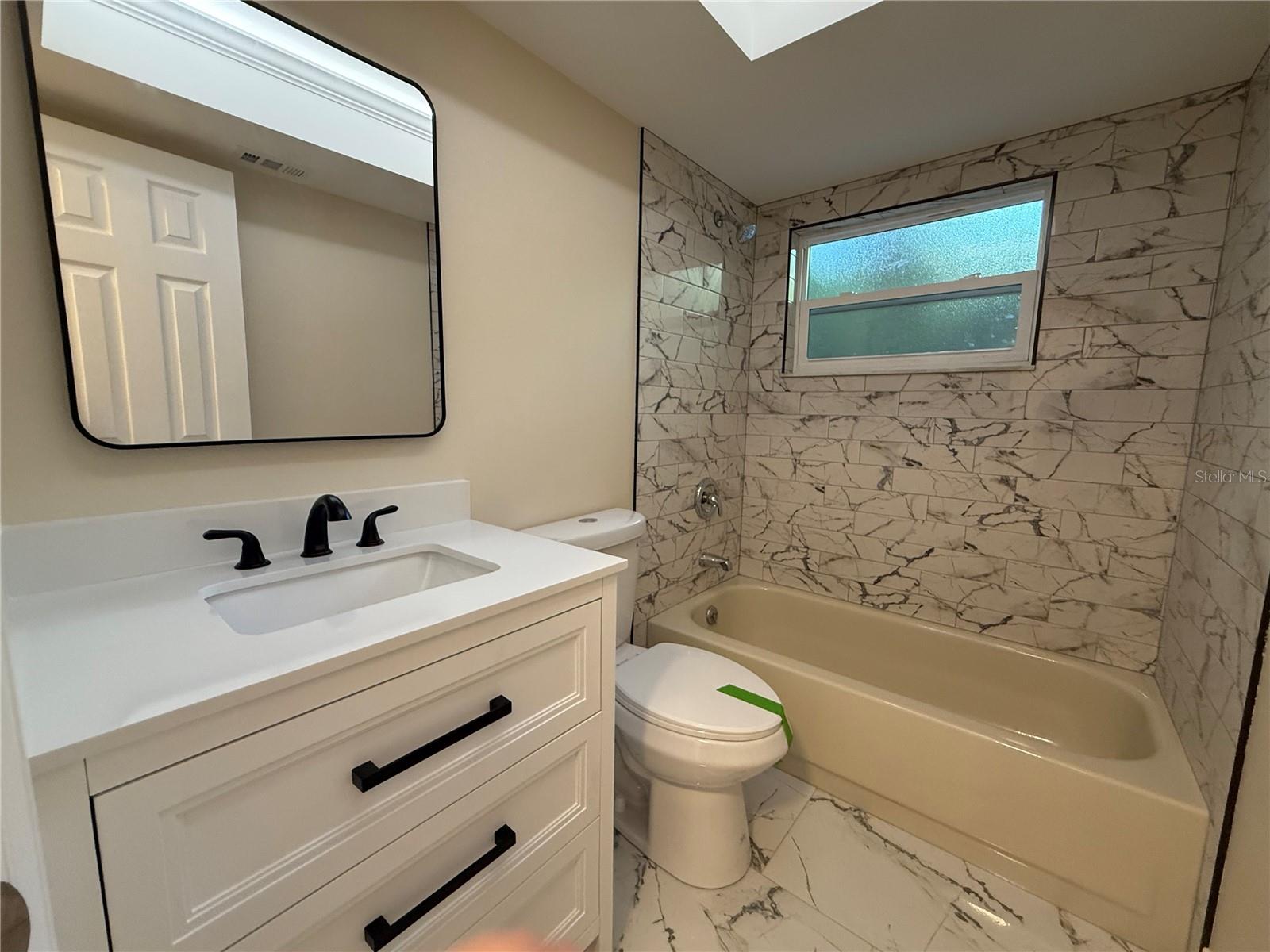 HOURGLASS LAKE REP - Residential