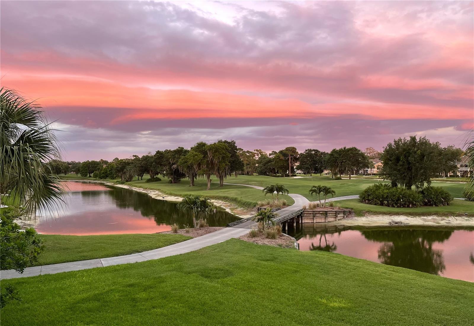 HERITAGE OAKS GOLF & COUNTRY CLUB - Residential
