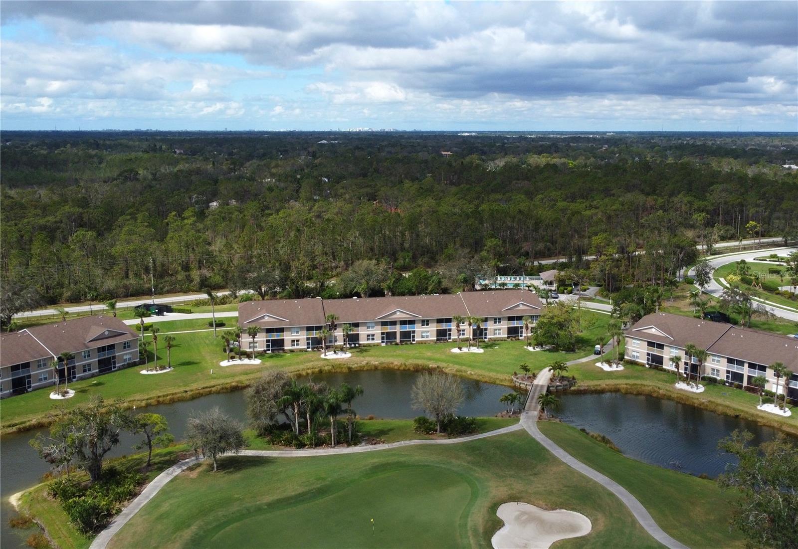 HERITAGE OAKS GOLF & COUNTRY CLUB - Residential