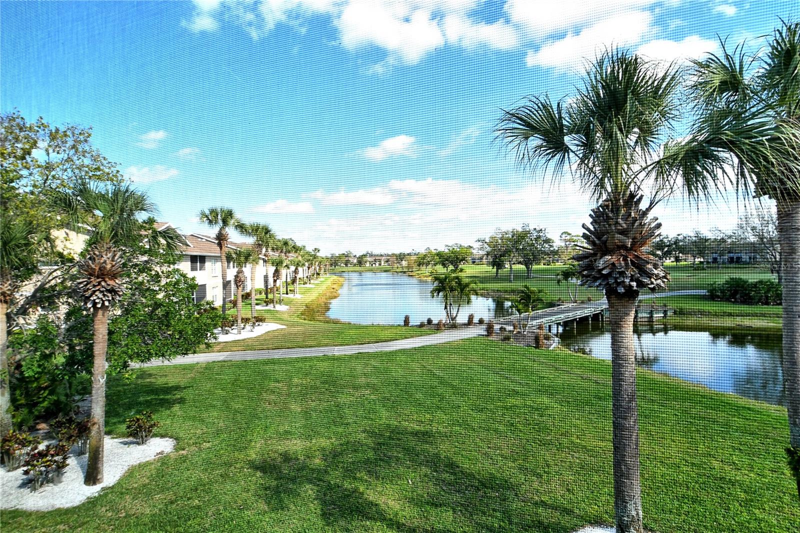 HERITAGE OAKS GOLF & COUNTRY CLUB - Residential