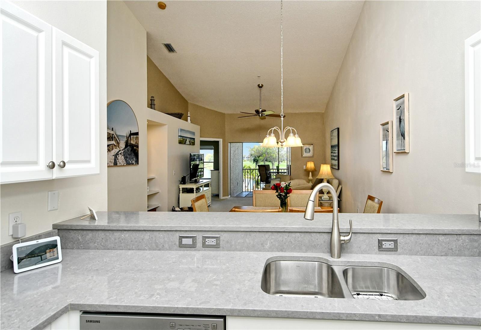 HERITAGE OAKS GOLF & COUNTRY CLUB - Residential