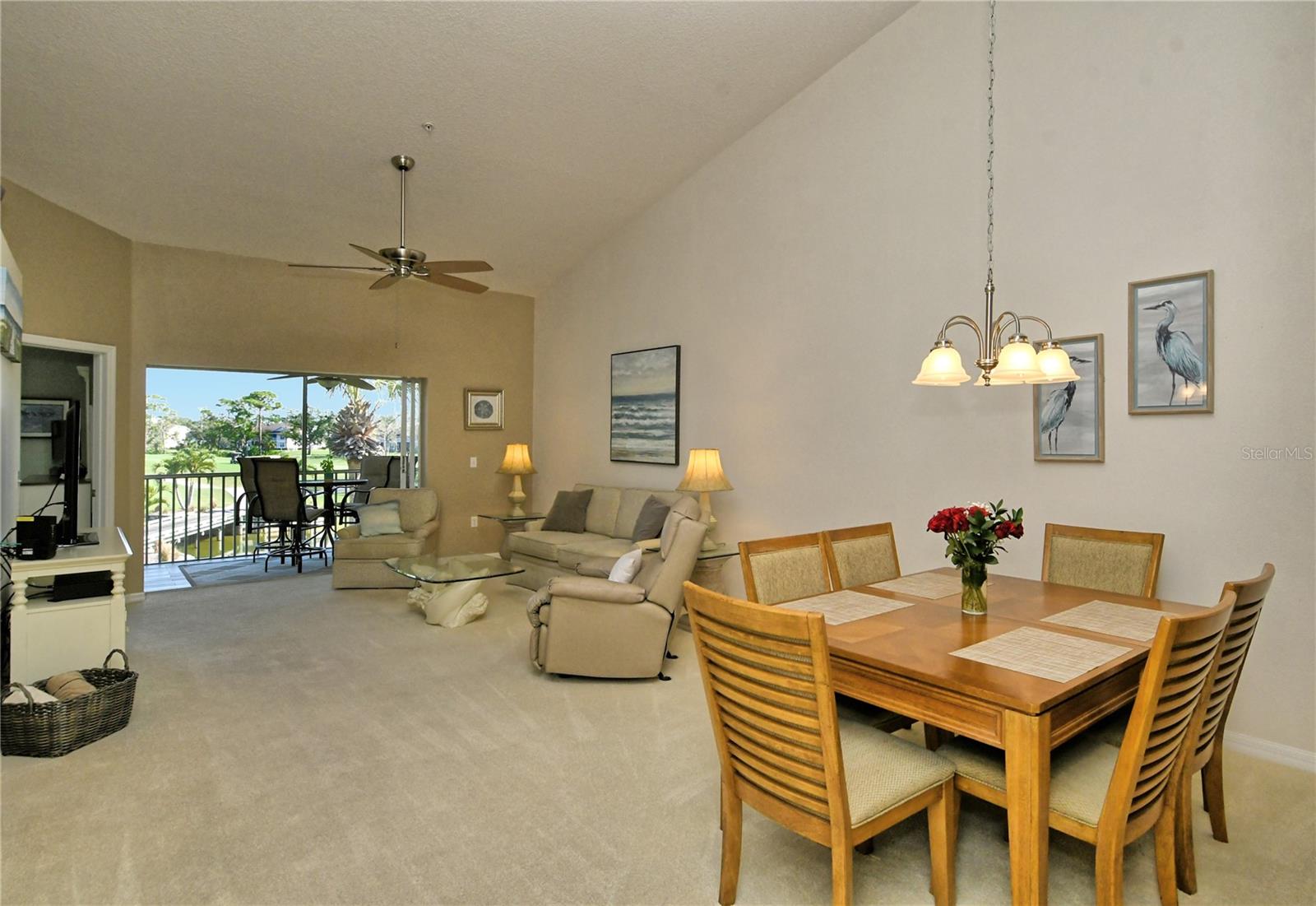 HERITAGE OAKS GOLF & COUNTRY CLUB - Residential