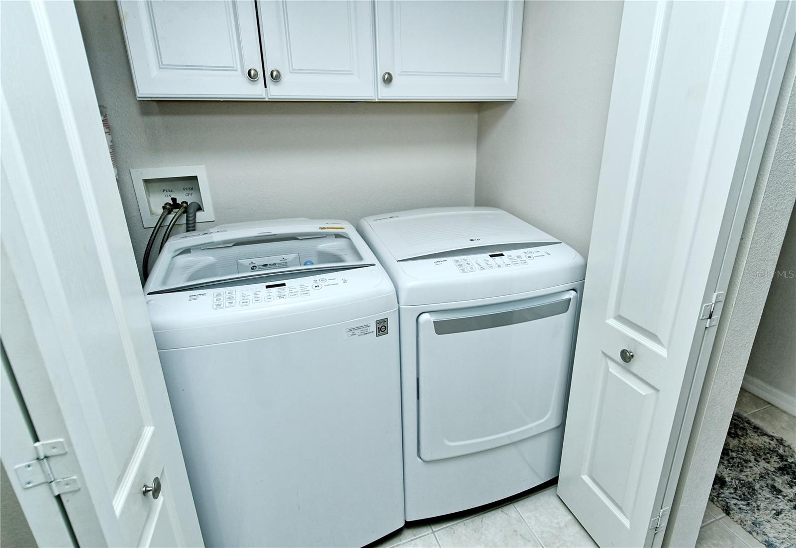 HERITAGE OAKS GOLF & COUNTRY CLUB - Residential