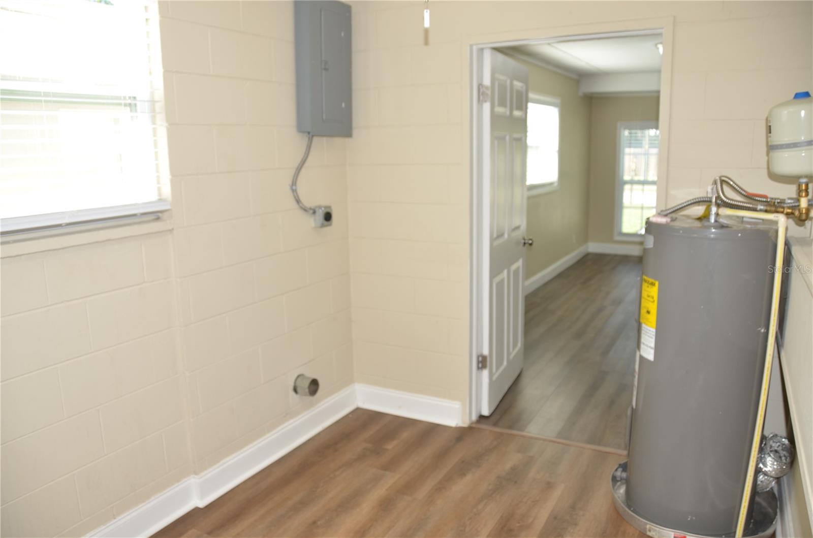 LEESBURG OAKHILL PARK - Residential Lease