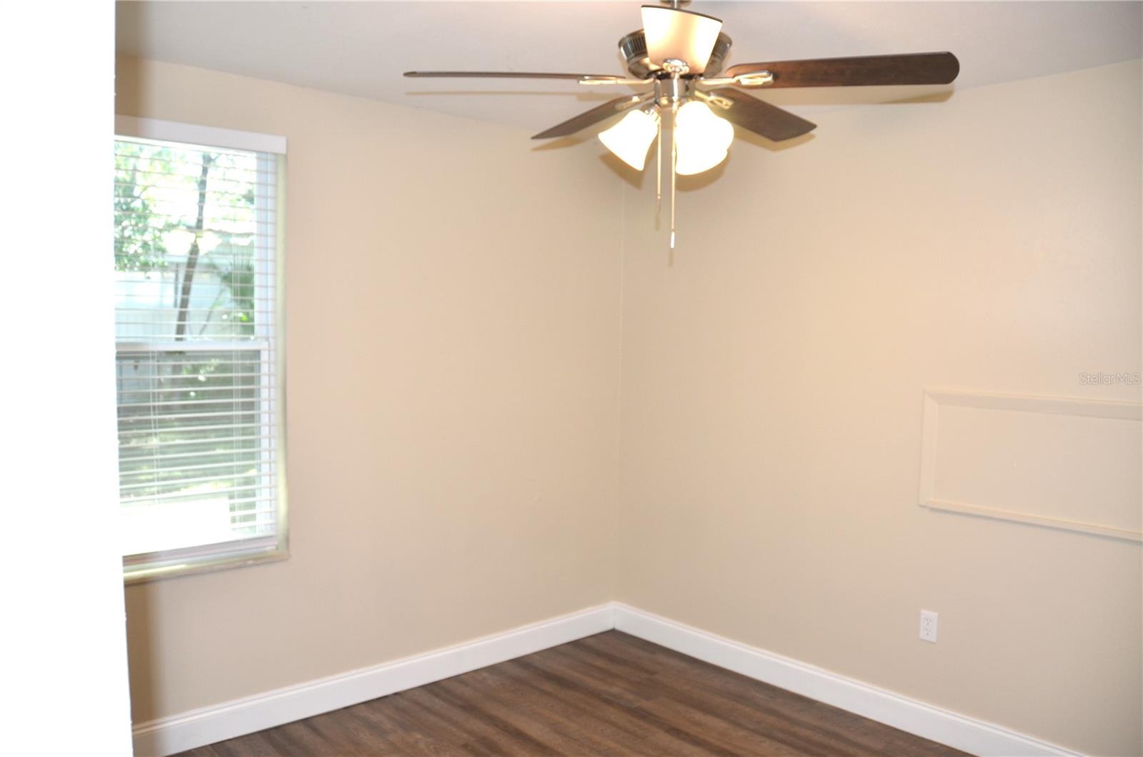 LEESBURG OAKHILL PARK - Residential Lease