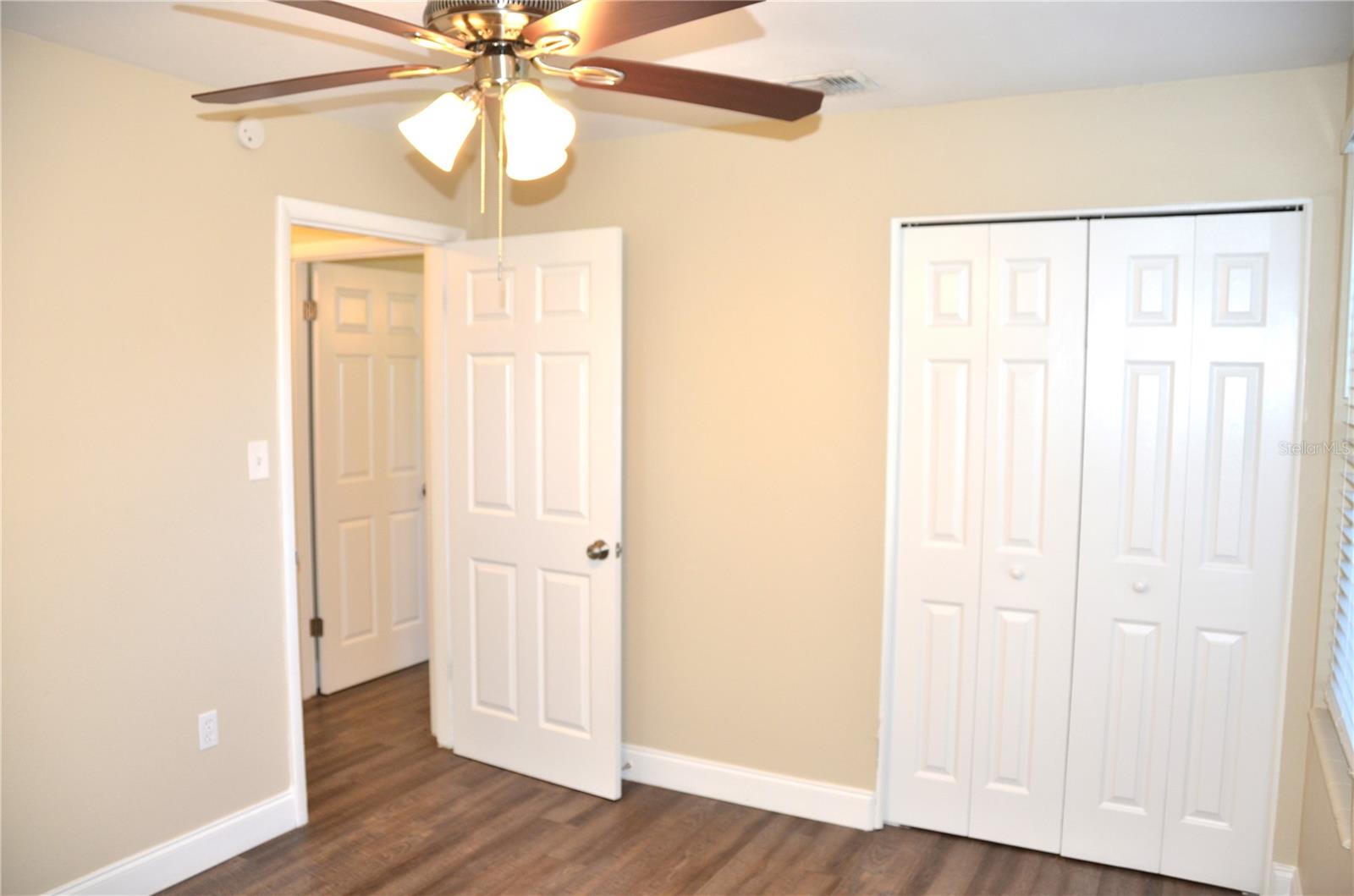 LEESBURG OAKHILL PARK - Residential Lease