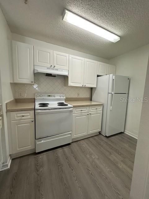 Photo of 18001 Richmond Place Drive #431, Tampa, FL 33647 (MLS # TB8454537)