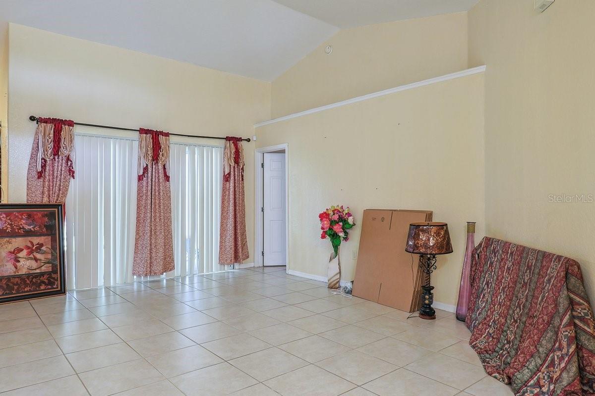 MARION OAKS UN 12 - Residential