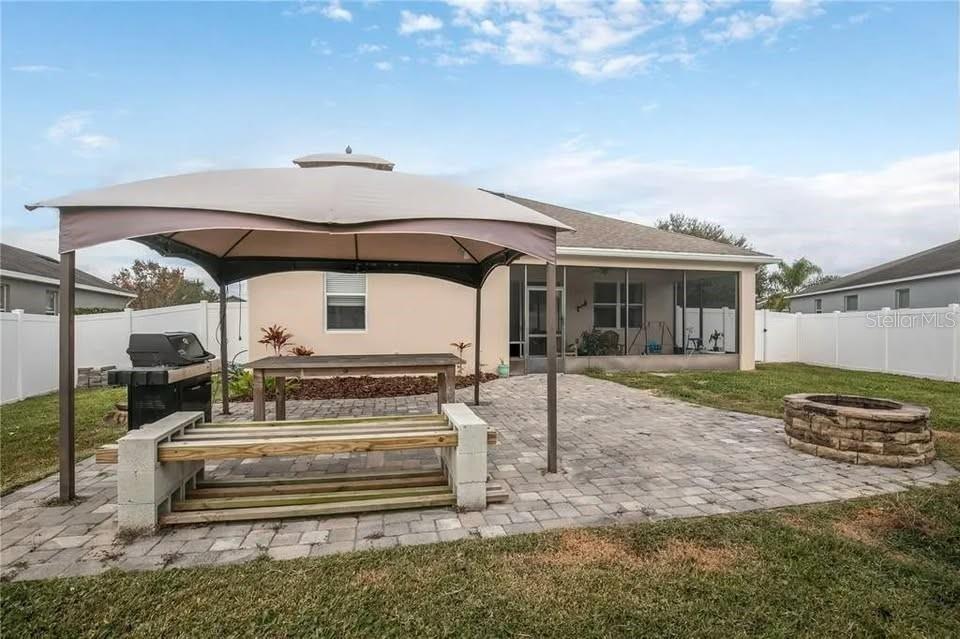 STONEYBROOK HILLS A - Residential Lease