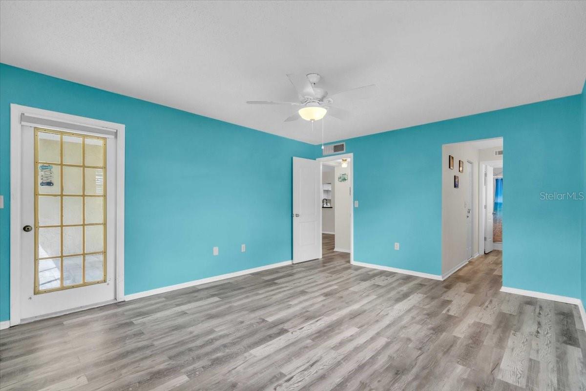 MISSION LAKES - Residential