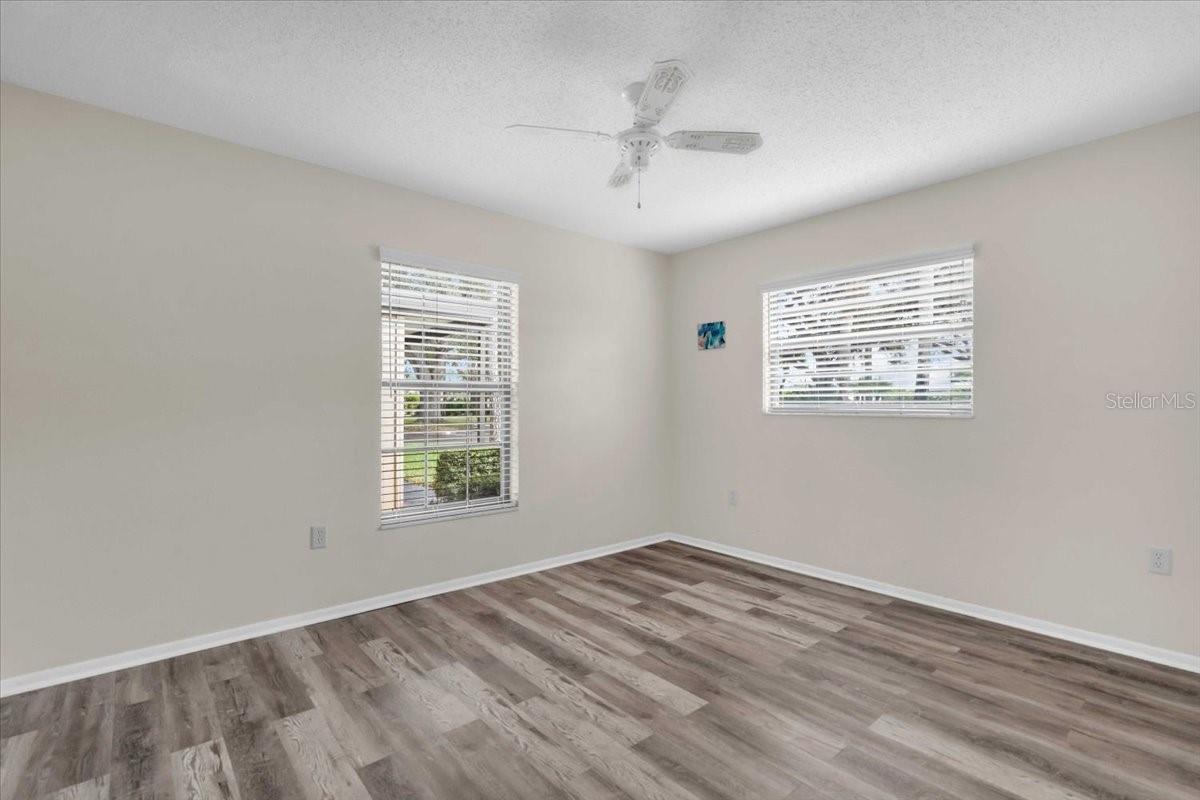 MISSION LAKES - Residential