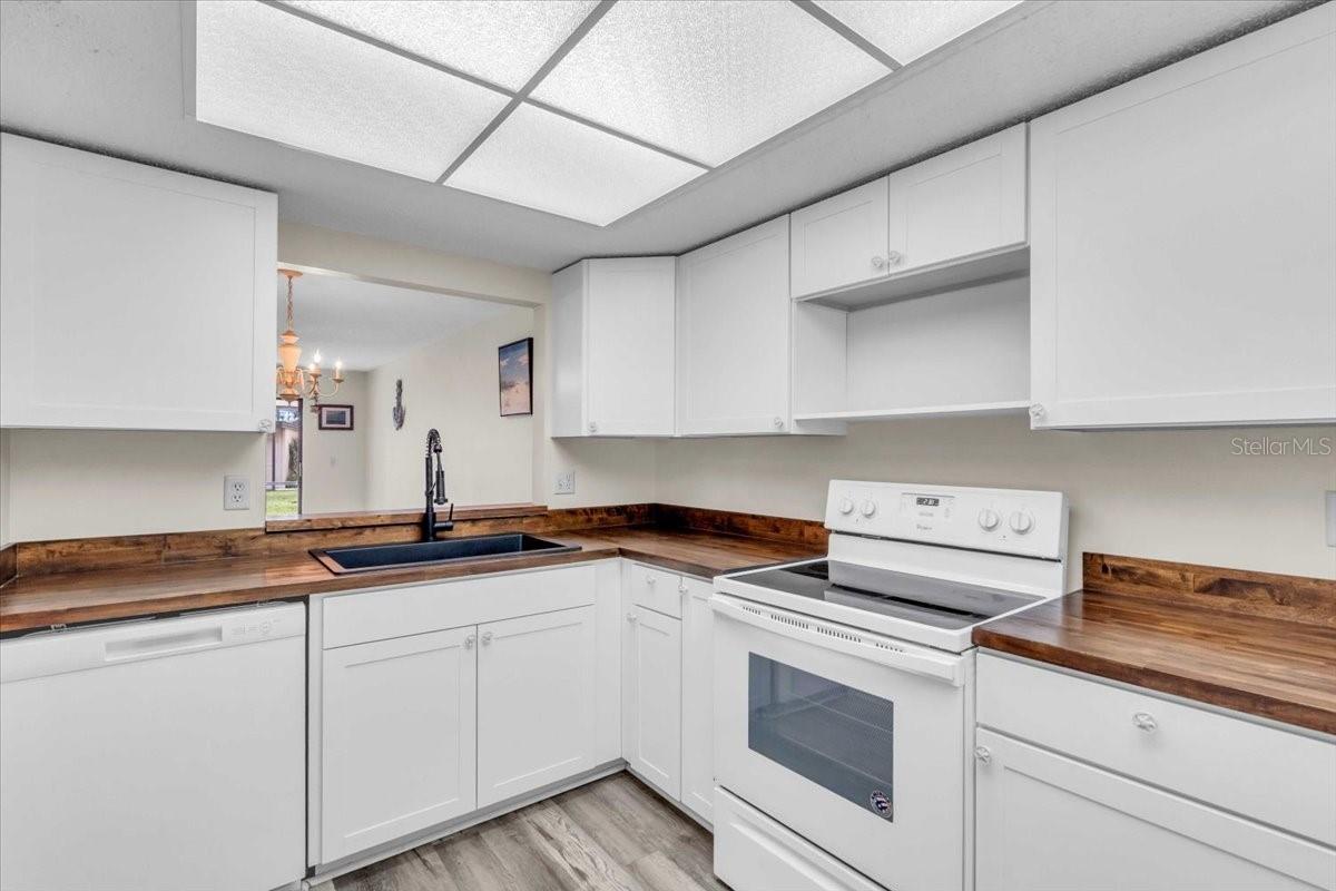 MISSION LAKES - Residential