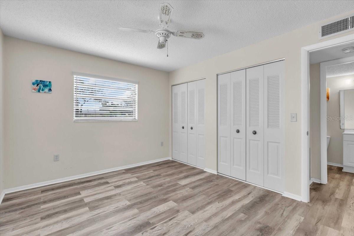 MISSION LAKES - Residential