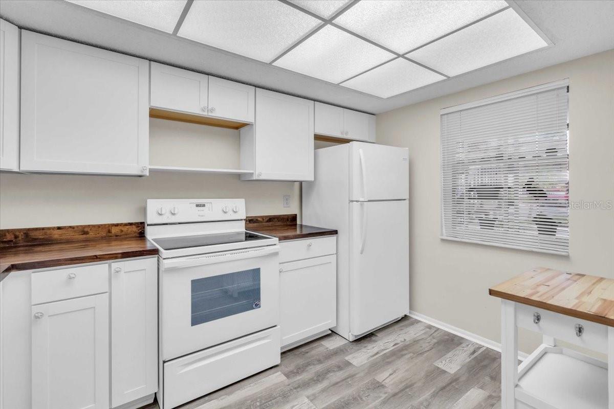 MISSION LAKES - Residential