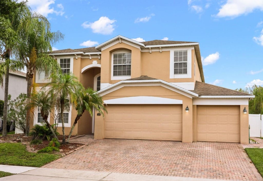 Photo of 12657 Iris Lake Drive, Orlando, FL 32824 (MLS # O6448353)