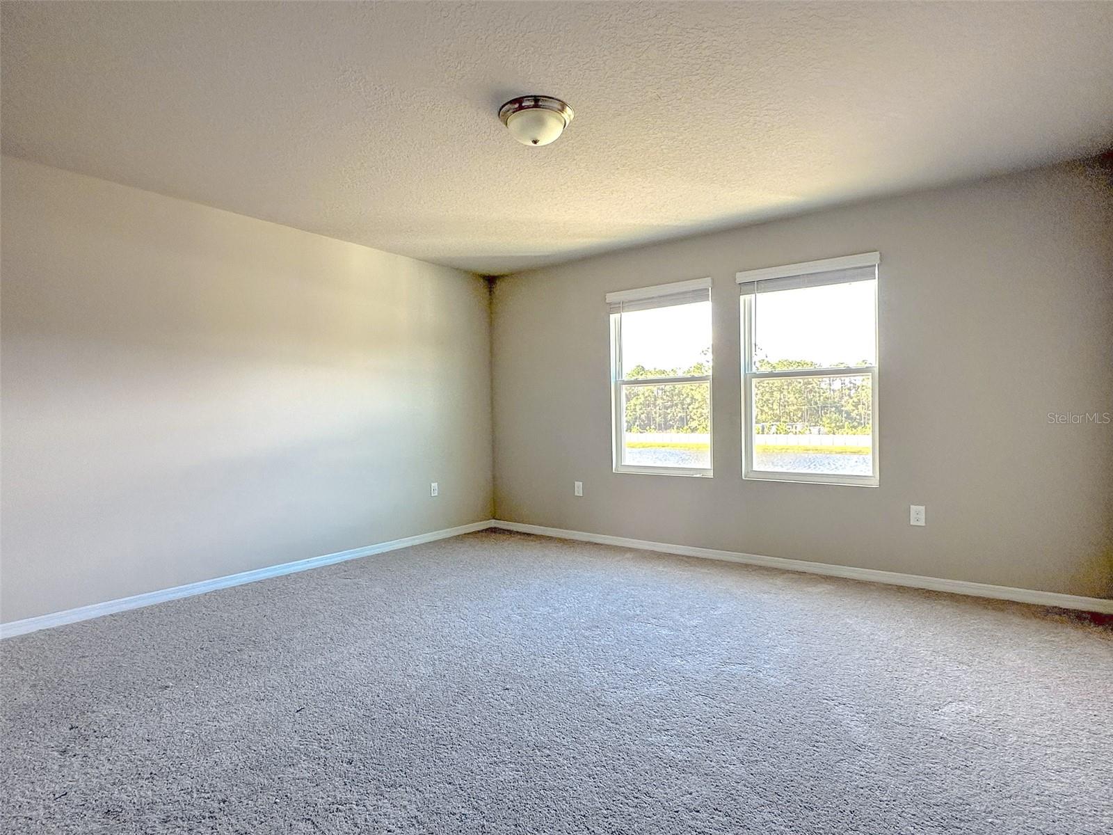 SILVER SPRINGS - Residential Lease