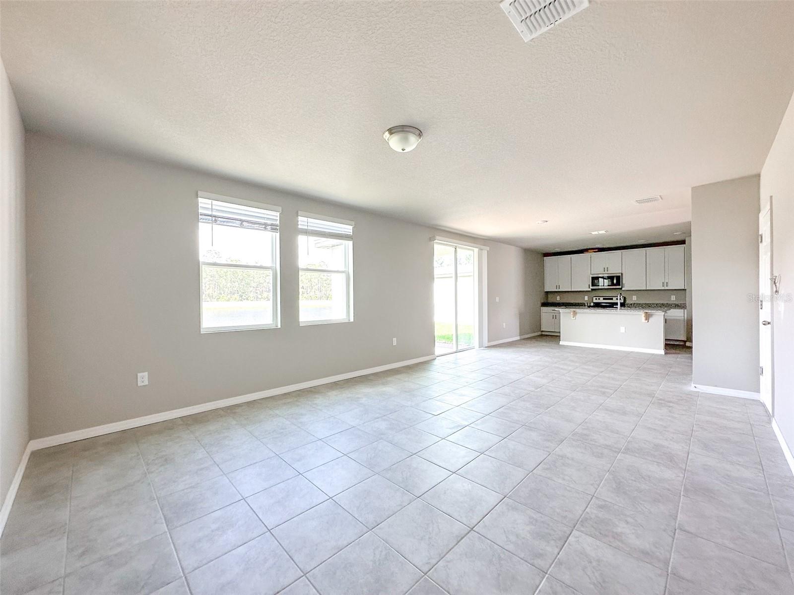 SILVER SPRINGS - Residential Lease