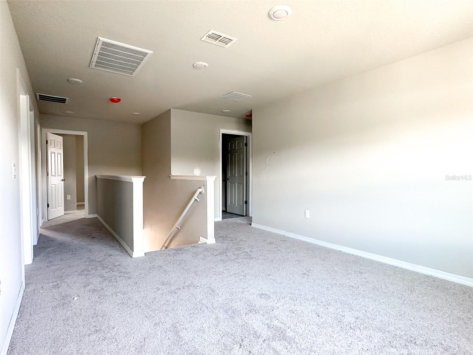 SILVER SPRINGS - Residential Lease