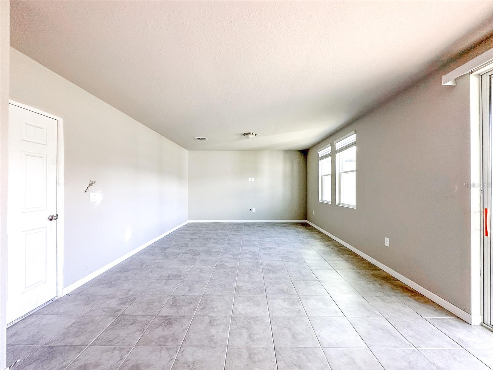 SILVER SPRINGS - Residential Lease