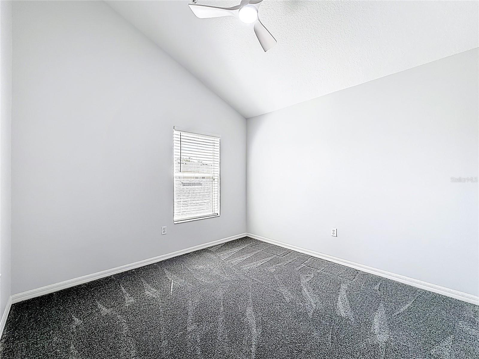 VISTA LAKES TOWN CENTER 51 07 - Residential