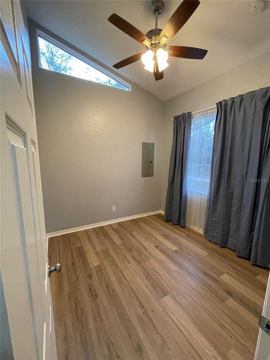 KAL-RIVER FOREST - Residential