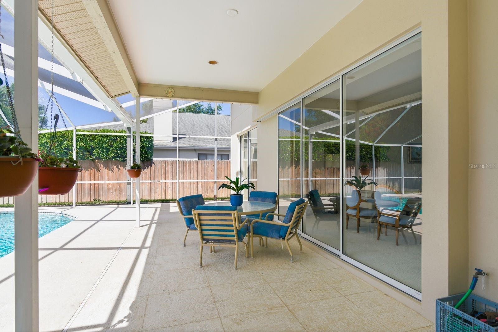 PIPERS MEADOW - Residential