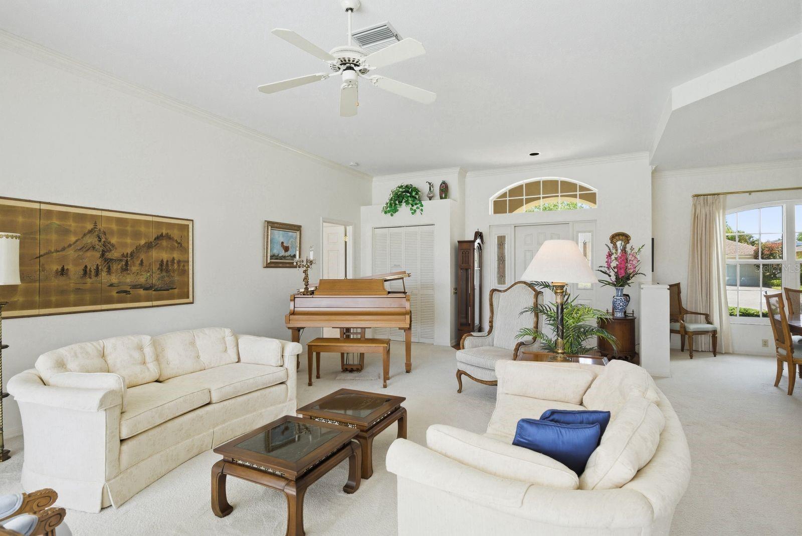 PIPERS MEADOW - Residential