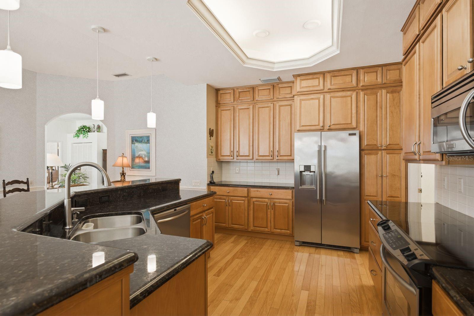 PIPERS MEADOW - Residential