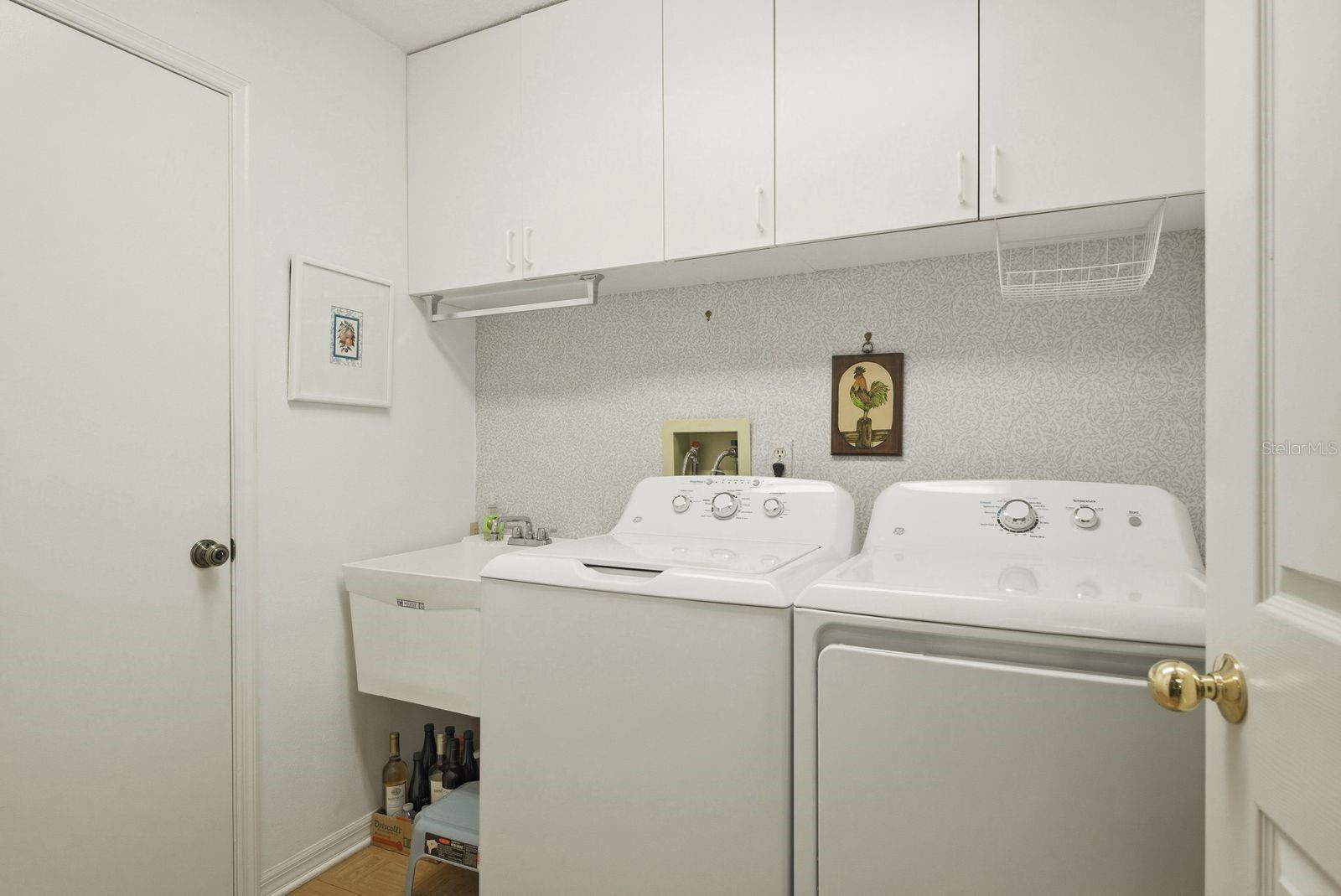 PIPERS MEADOW - Residential