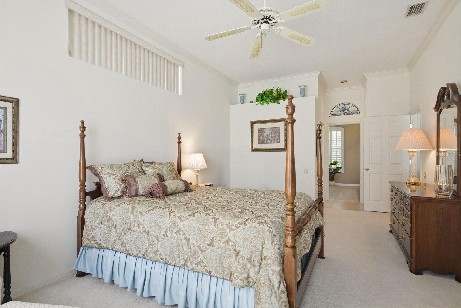 PIPERS MEADOW - Residential