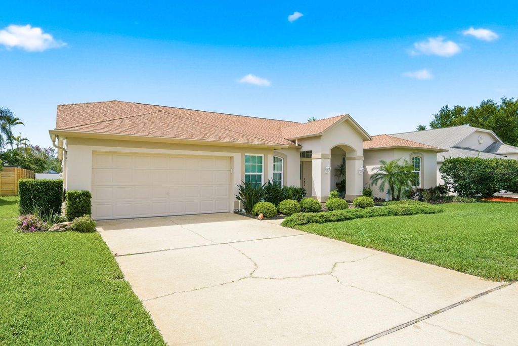 Photo of 537 Belted Kingfisher Drive N, Palm Harbor, FL 34683 (MLS # TB8493912)