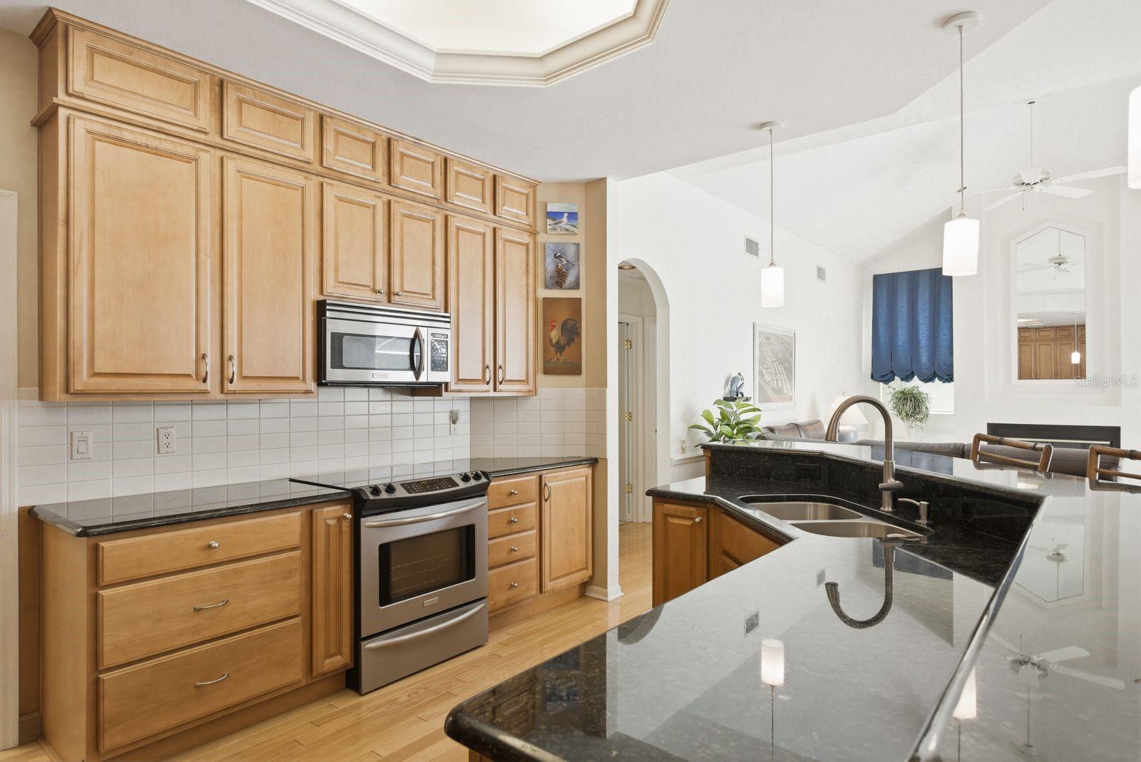 PIPERS MEADOW - Residential