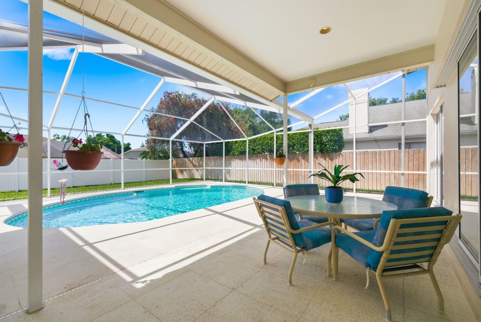 PIPERS MEADOW - Residential