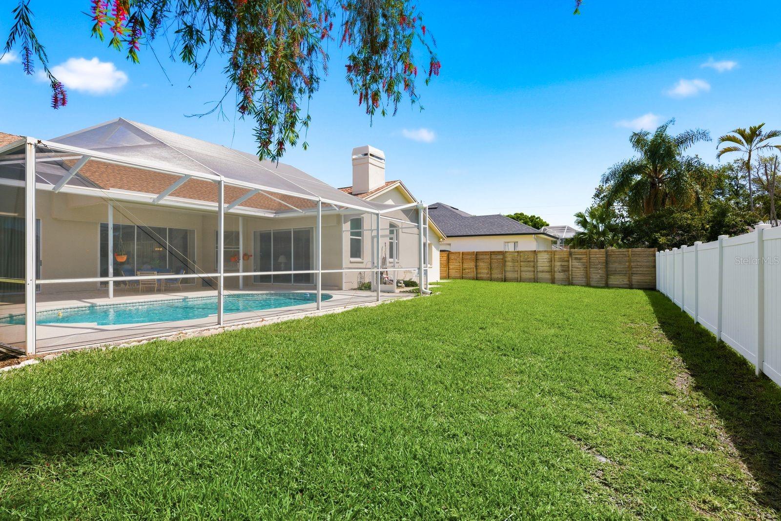 PIPERS MEADOW - Residential