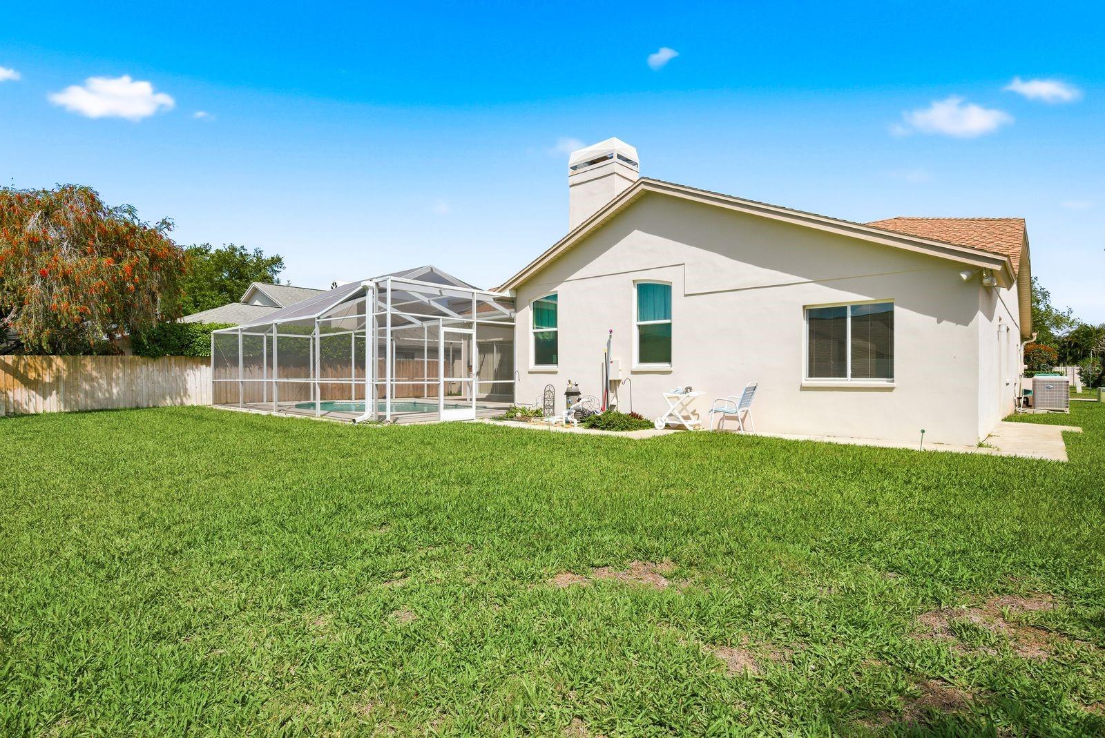 PIPERS MEADOW - Residential