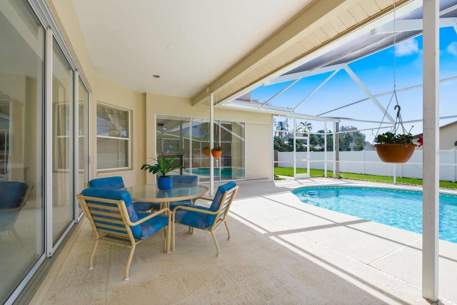 PIPERS MEADOW - Residential